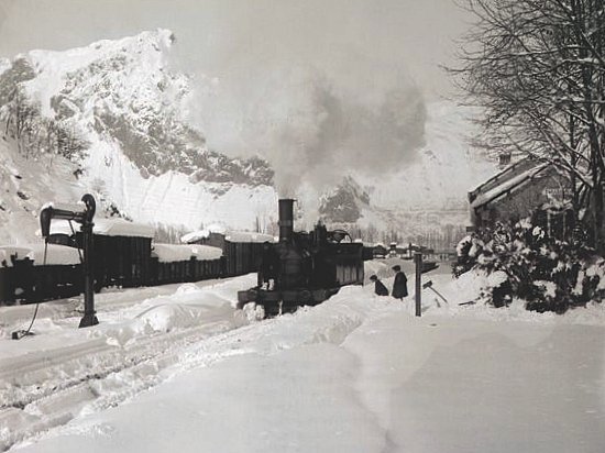 gare de Tarascon sous la neige