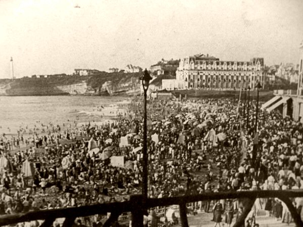 Grande Plage de Biarritz ete 1947