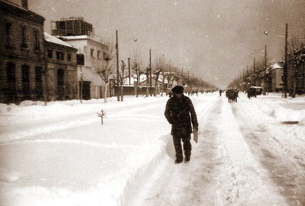 Boulevard sous la neige Bordeaux 1956