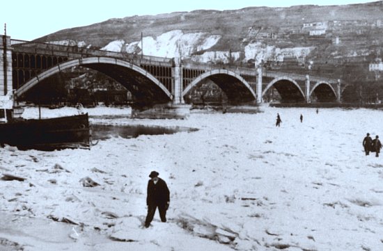la seine gelee a Rouen en 1895
