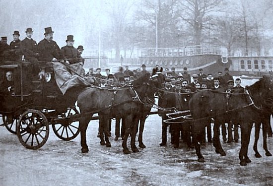 voiture a cheval sur la Tamise gelee en fevrier 1891