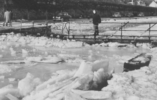 ecluse gelee en fevrier 1956