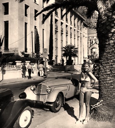 starlette au premier Festival de Cannes en Octobre 1946