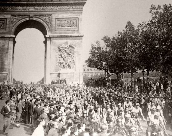 premier Tour de France apres guerre ete 1947